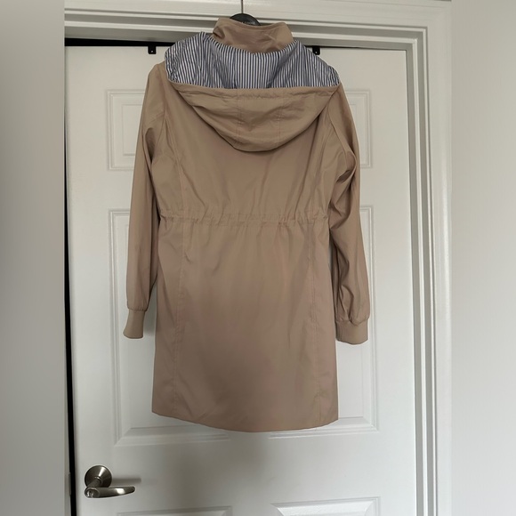 YABEDA Women’s Lightweight Rain Jacket - Picture 6 of 6